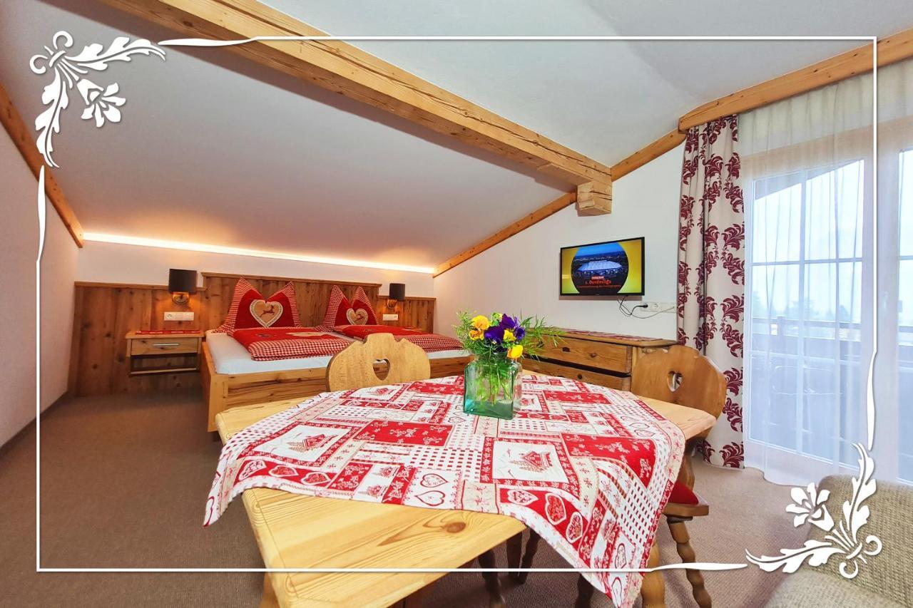 Haus Bartlmae Apartment Лофер Екстериор снимка