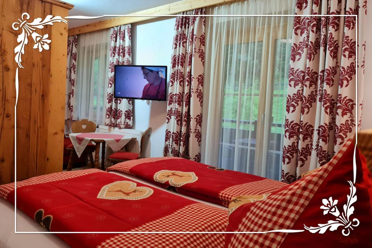 Haus Bartlmae Apartment Лофер Екстериор снимка
